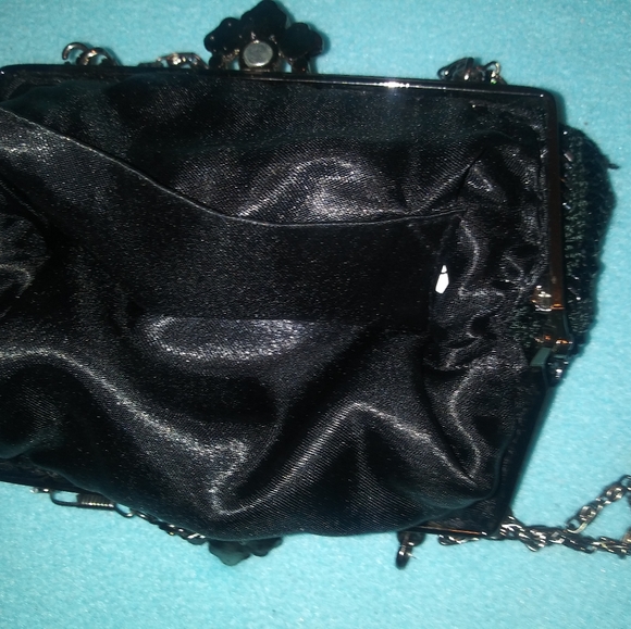 Gorgeous beaded handbag - Picture 3 of 3